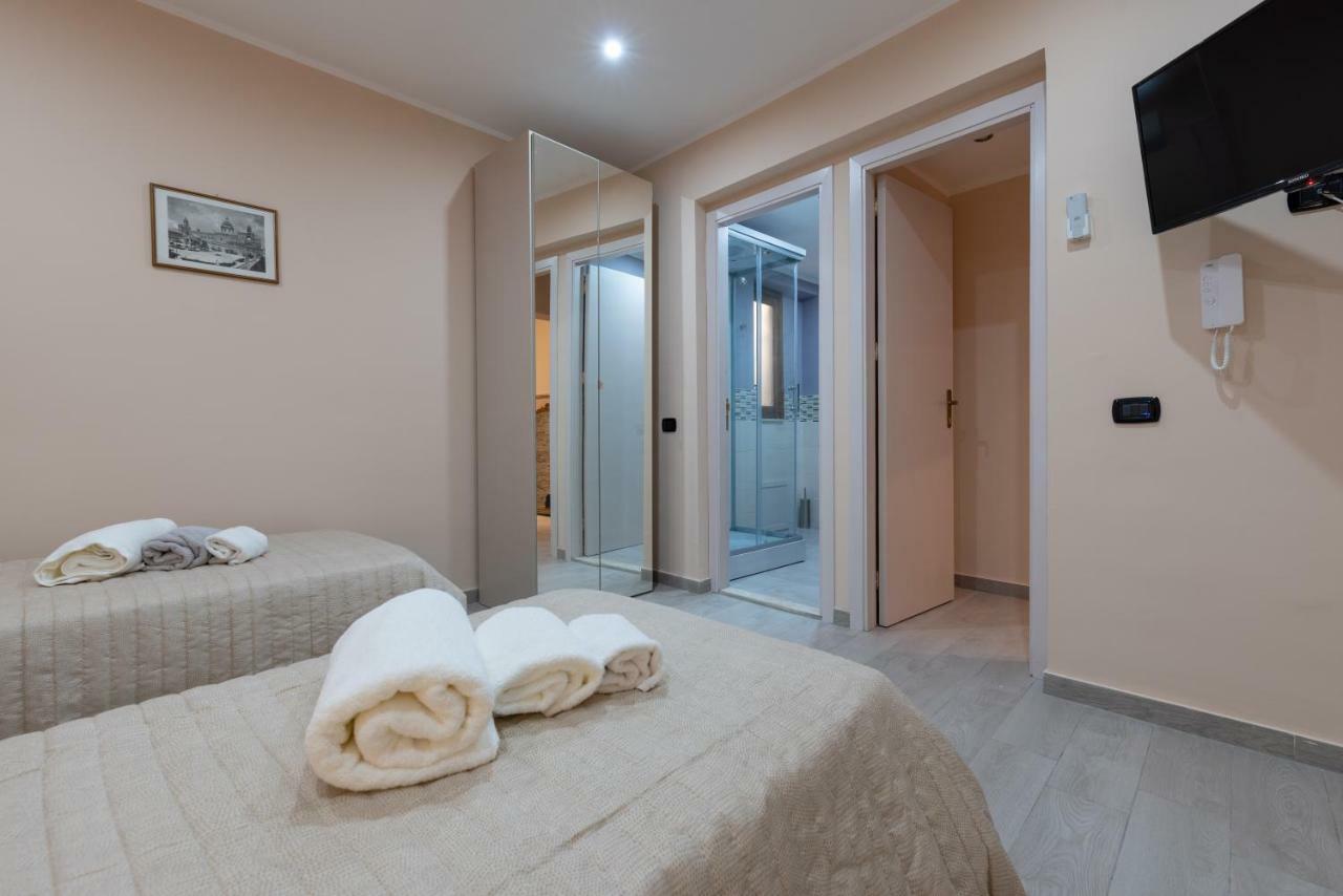 Atria Home - Alle Spalle Del Teatro Massimo Palermo Luaran gambar